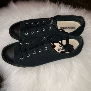 Converse black 9.5